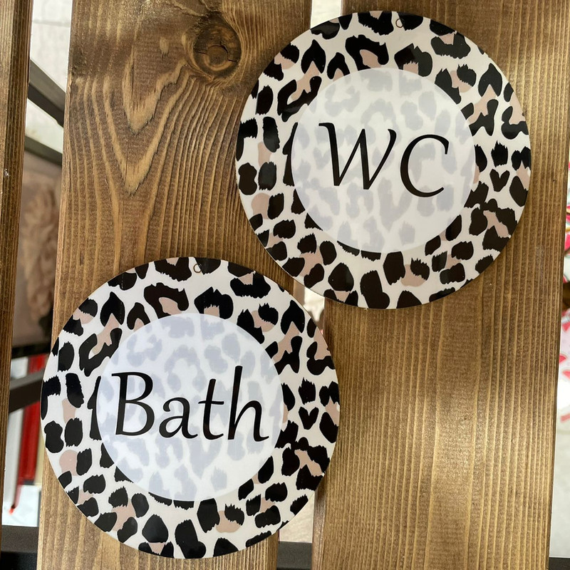 آویز تزیینی سرویس بهداشتی و حمام طرح پلنگی مجموعه دو عددی