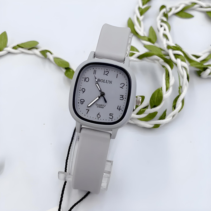 ساعت مچی عقربه ای بولون مدل بند ژله ای ضد حساسیت 2