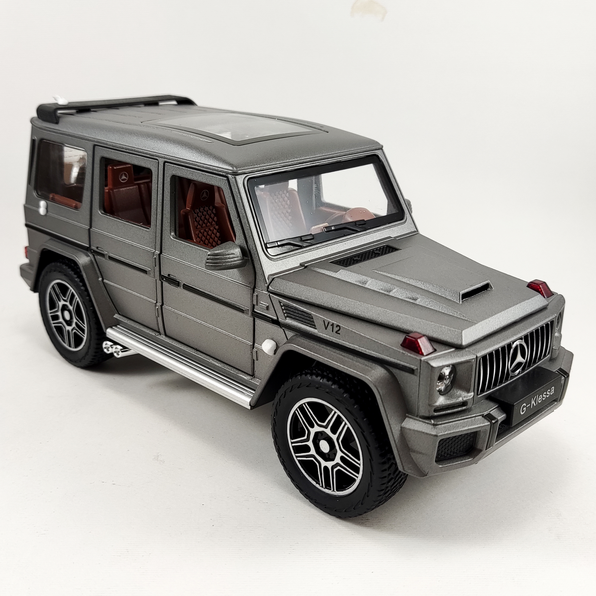 ماشین بازی مدل بنز G class کد CZ118