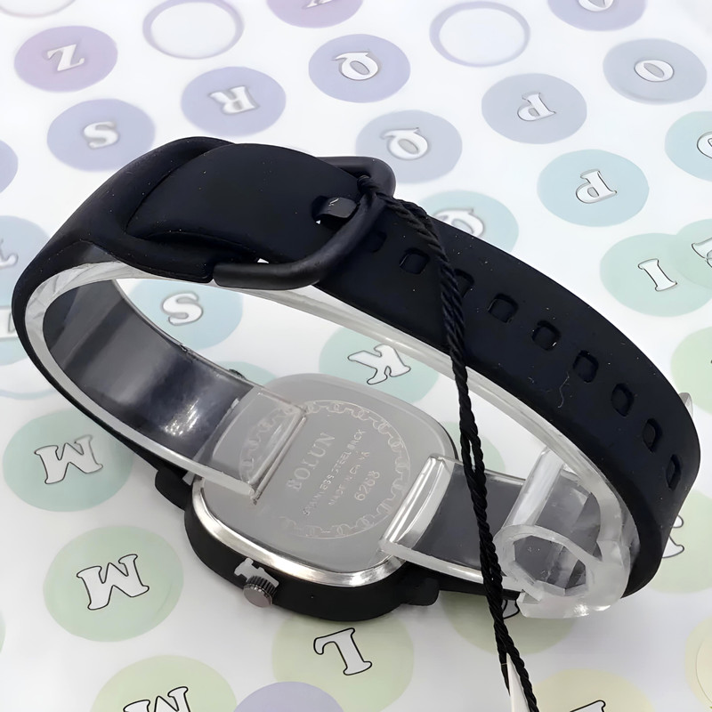 ساعت مچی عقربه ای بولون مدل بند پیو ضد آلرژی شیشه تراش 2