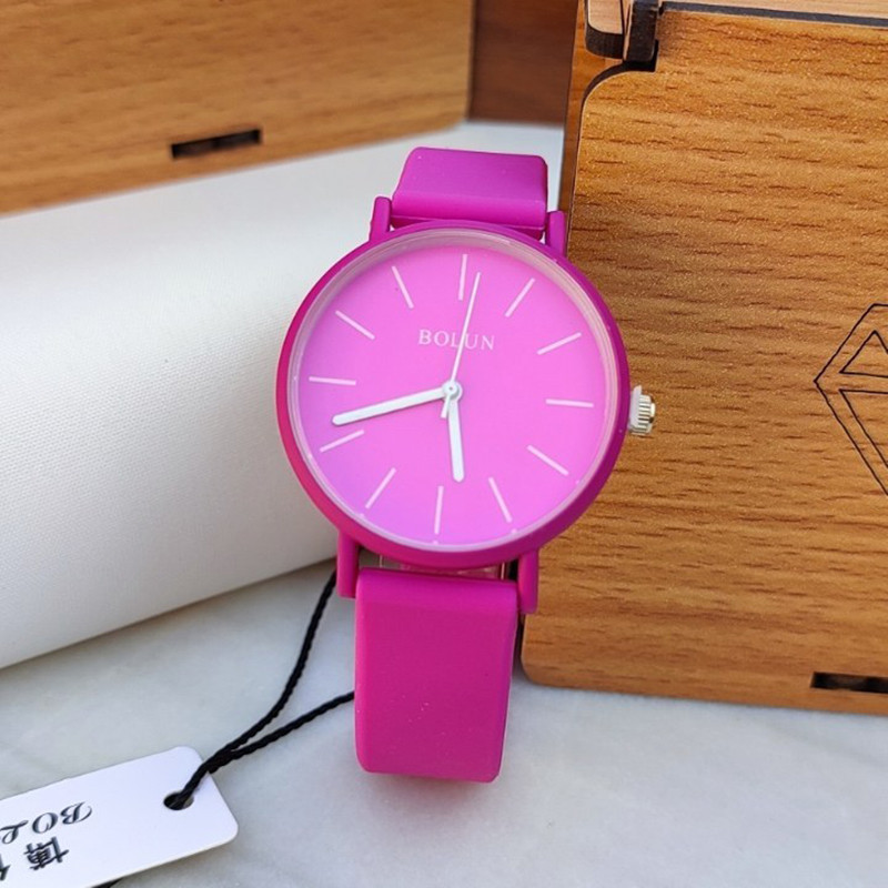 ساعت مچی عقربه ای زنانه بولون مدل 5147L